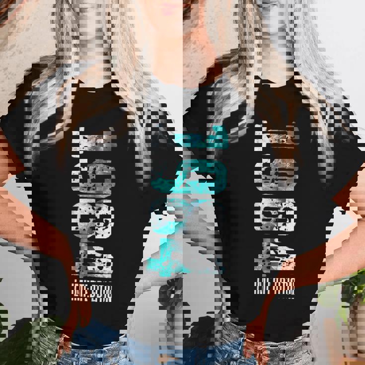 41 誕生日プレゼント 女性 男性 41 歳限定版 1984 レディースTシャツ 彼女への贈り物