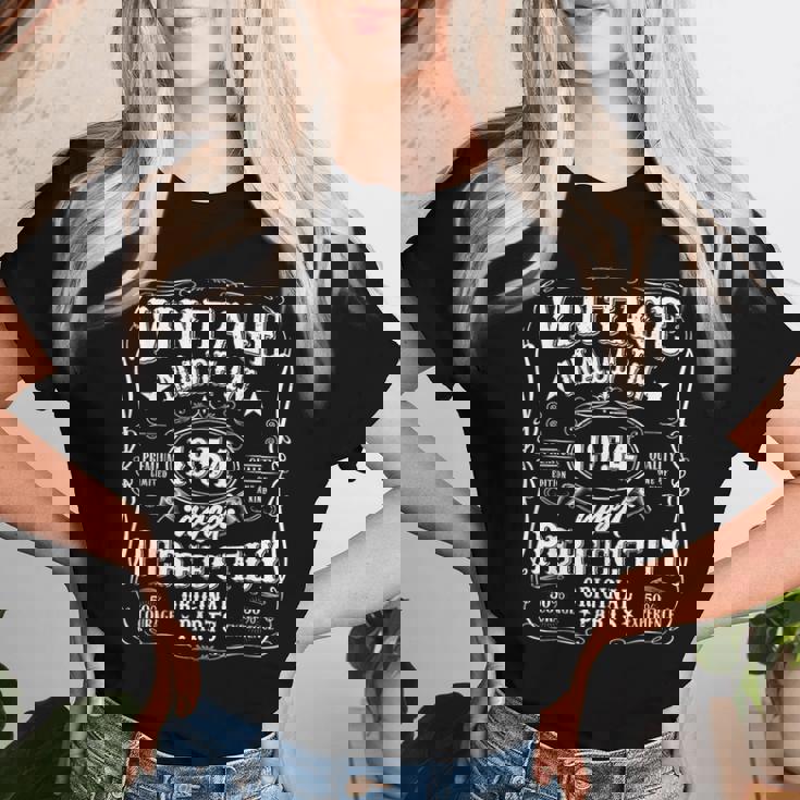 71歳の誕生日 男性 女性 71歳 1954年 装飾 おもしろギフト レディースTシャツ 彼女への贈り物