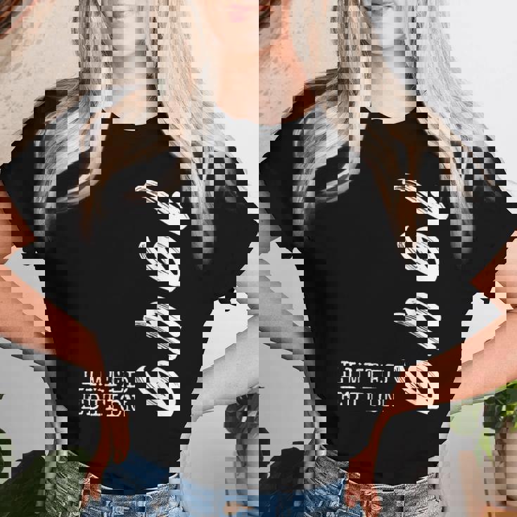 76歳の誕生日 男性 女性 76歳 1949年 装飾 おもしろギフト レディースTシャツ 彼女への贈り物