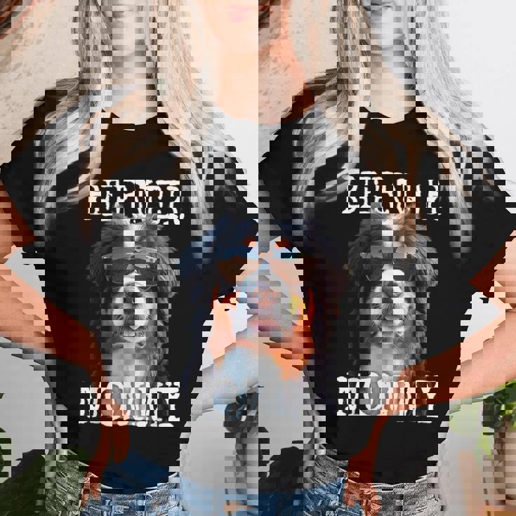 Berner Mommyバーニーズマウンテンドッグ ママ 犬 ママ 母の日 バーニーズマミー レディースTシャツ 彼女への贈り物