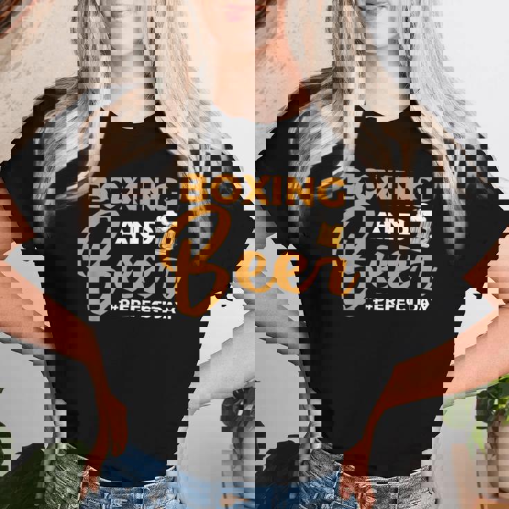 Boxing And Beer Perfectday ボクサー・ボクシング レディースTシャツ 彼女への贈り物