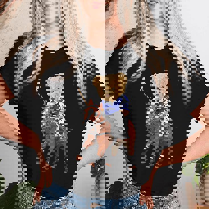 Cool Teddy Bear Playing Horse Polo Game Illustration Graphic レディースTシャツ 彼女への贈り物