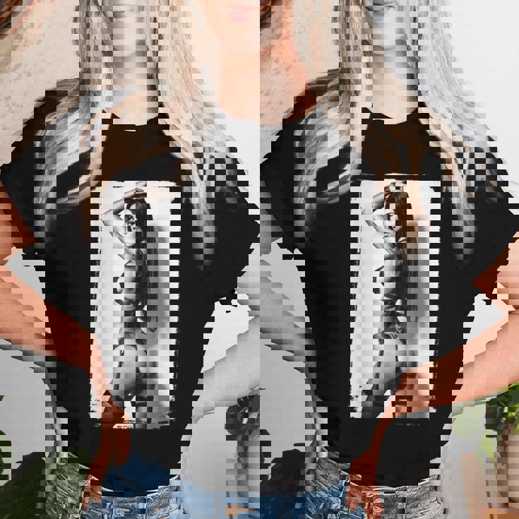 Hot Girl On 男性用 セクシー ブーティー ビキニ モデル 2 Bw レディースTシャツ 彼女への贈り物