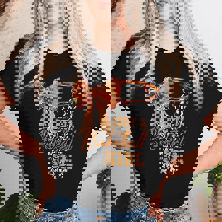 Just A Basketball Girl キュート コケット リボン バスケットボール選手 ガールズ レディースTシャツ 彼女への贈り物