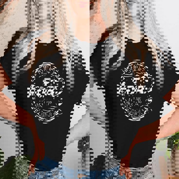 Momo Est 2025Oon To Be Momo 母の日 レディースTシャツ 彼女への贈り物