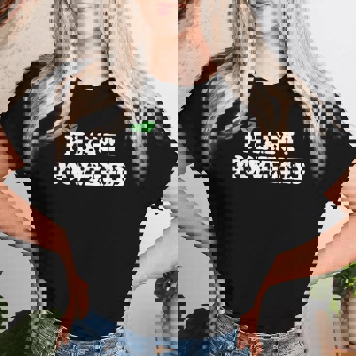 Plant Powered プラントパワー ヴィーガニズム ヴィーガン ベジタリアン レディースTシャツ 彼女への贈り物