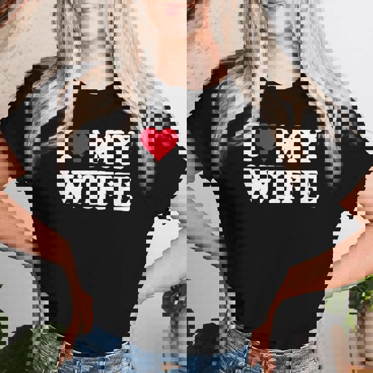 Red Heart I Love My Wife レディースTシャツ 彼女への贈り物