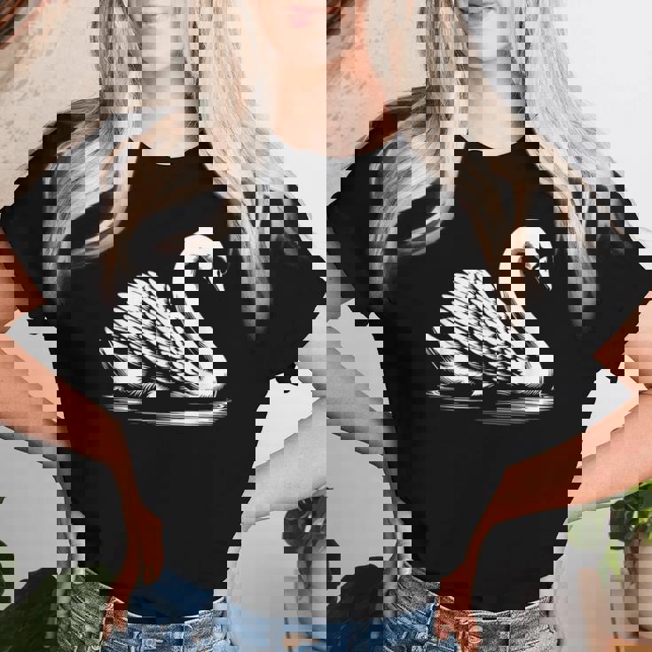 Swan Dad Mom Lover モノクロ 白鳥 レディースTシャツ 彼女への贈り物