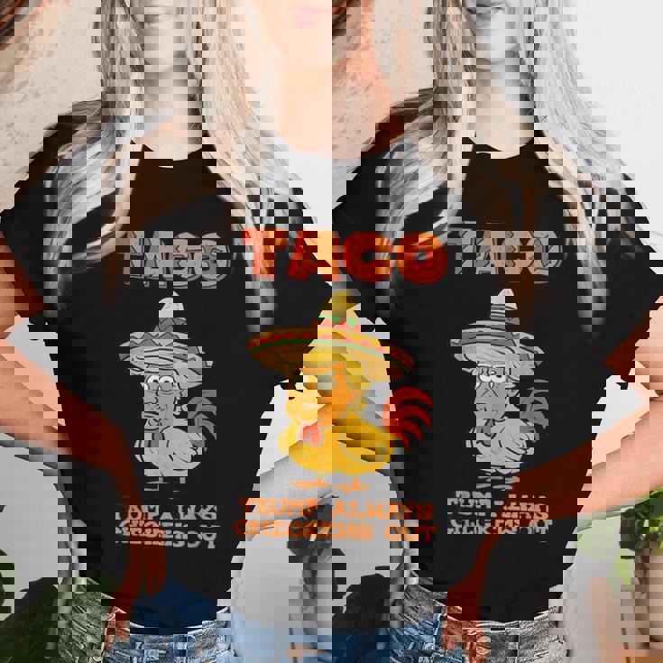 Taco Trump Always Chickens Out レディースTシャツ 彼女への贈り物