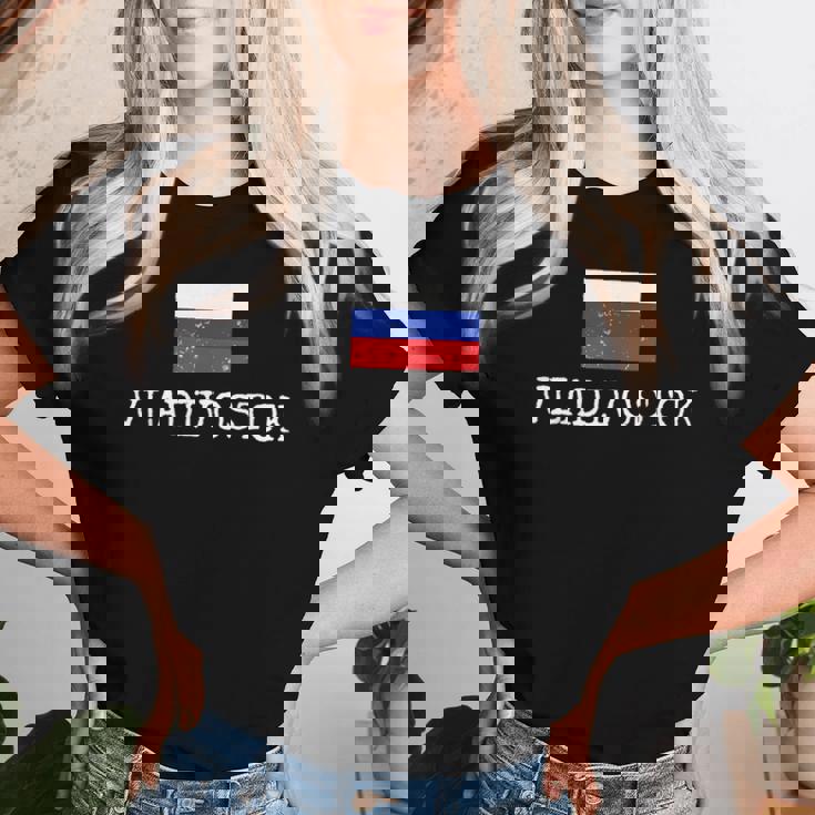 ウラジオストク お土産 ロシア バケーション ロシア 女性 男性 レディースTシャツ 彼女への贈り物