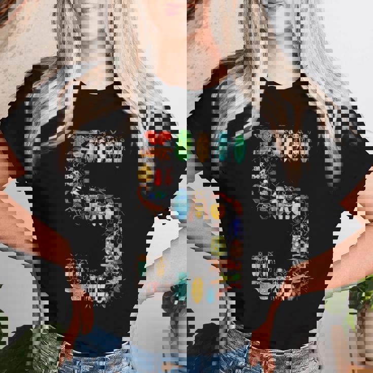 キッズ 5歳 誕生日 虫 虫 カブトムシ 男の子 女の子 5歳 レディースTシャツ 彼女への贈り物