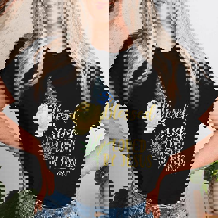 キリスト教聖書の言葉 蝶 バラの花 ヨハネ3 レディースTシャツ 彼女への贈り物