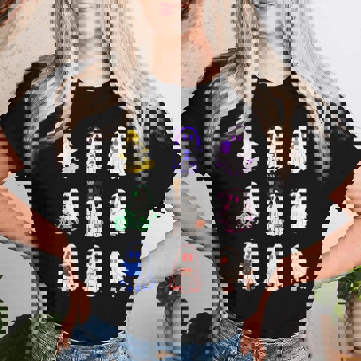 ハロウィンカラフルスペクタクル：9のお化けの魔法の夜 For And Men レディースTシャツ 彼女への贈り物