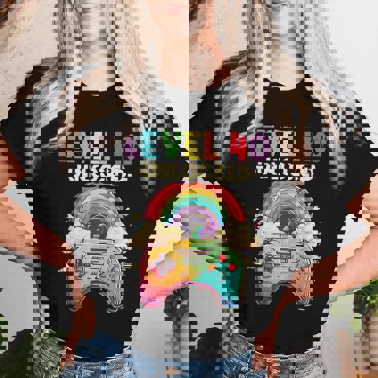 レベル 40歳 男性 女性 ゲーム 40代 40歳 誕生日 レディースTシャツ 彼女への贈り物