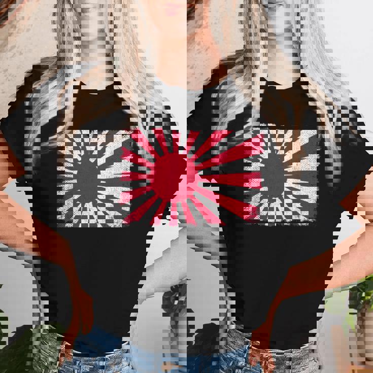 大日本帝国 男性 女性 グランジ ヴィンテージ 旭日旗 レディースTシャツ 彼女への贈り物