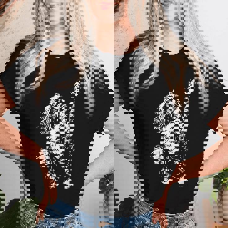 犬 ギタリスト ギター シーズー Dad Mom レディースTシャツ 彼女への贈り物