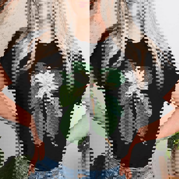 白モクレン花 ボタニカルアート レディースTシャツ 彼女への贈り物