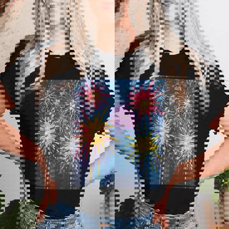 祭りのための花火ショー レディースTシャツ 彼女への贈り物