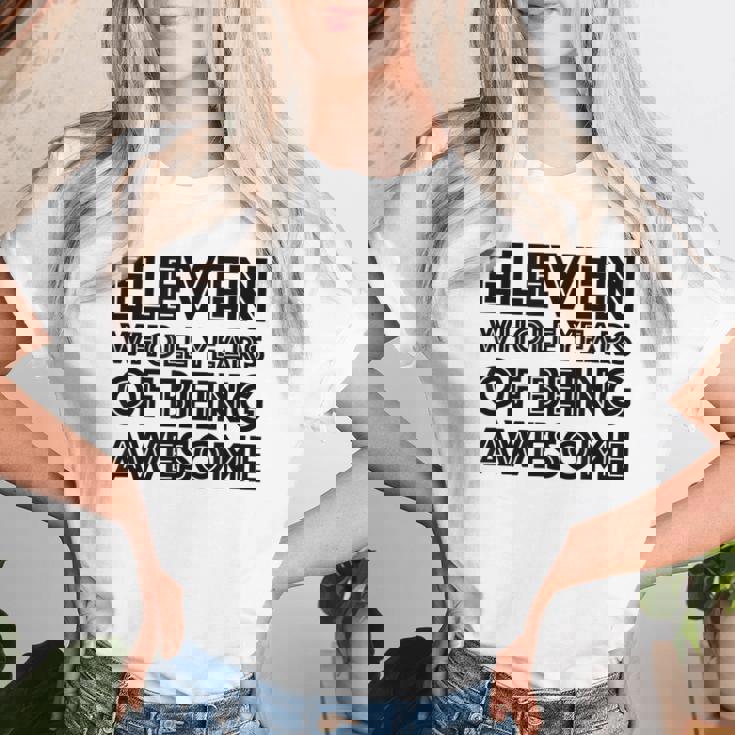 11歳の誕生日シャツギフト年齢11歳男の子女の子 レディースTシャツ 彼女への贈り物