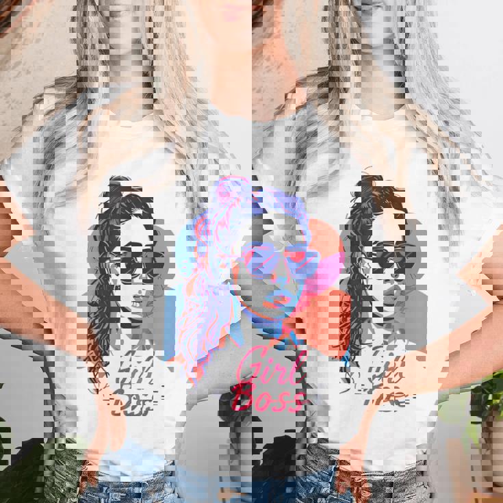 Girl Boss ポップアート セルフエンパワーメント レトロ 1950年代 レディースTシャツ 彼女への贈り物