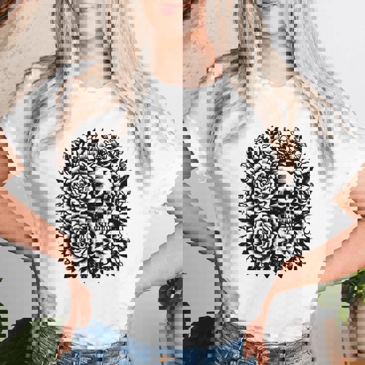 Skull Flower Rad Rock N Roll Graphic Retro レディースTシャツ 彼女への贈り物