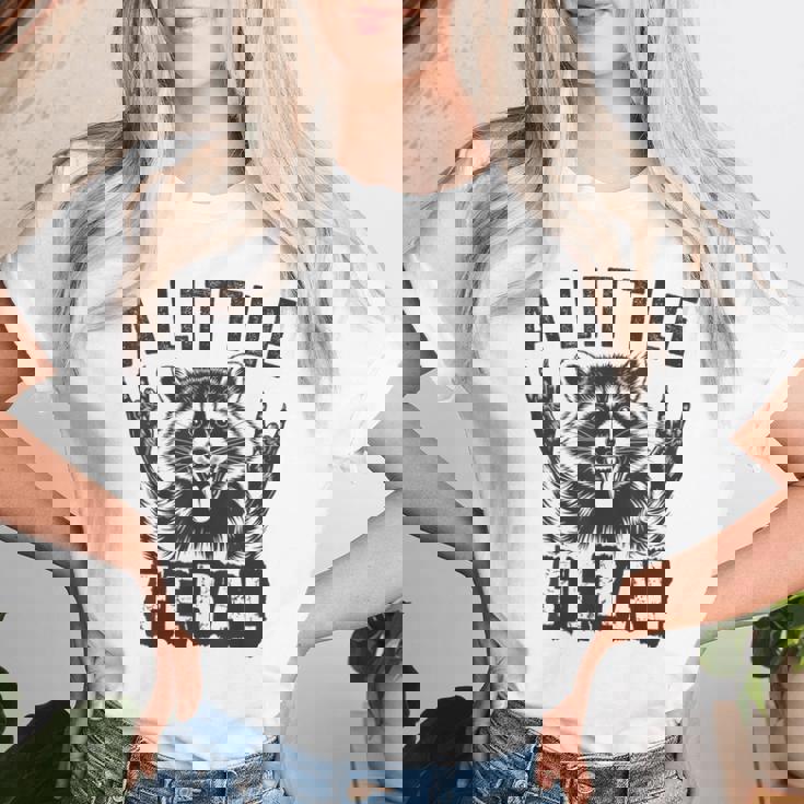 おもしろいアライグマのグラフィック 小さなフェラル 幼児 男の子 女の子 フェラル レディースTシャツ 彼女への贈り物