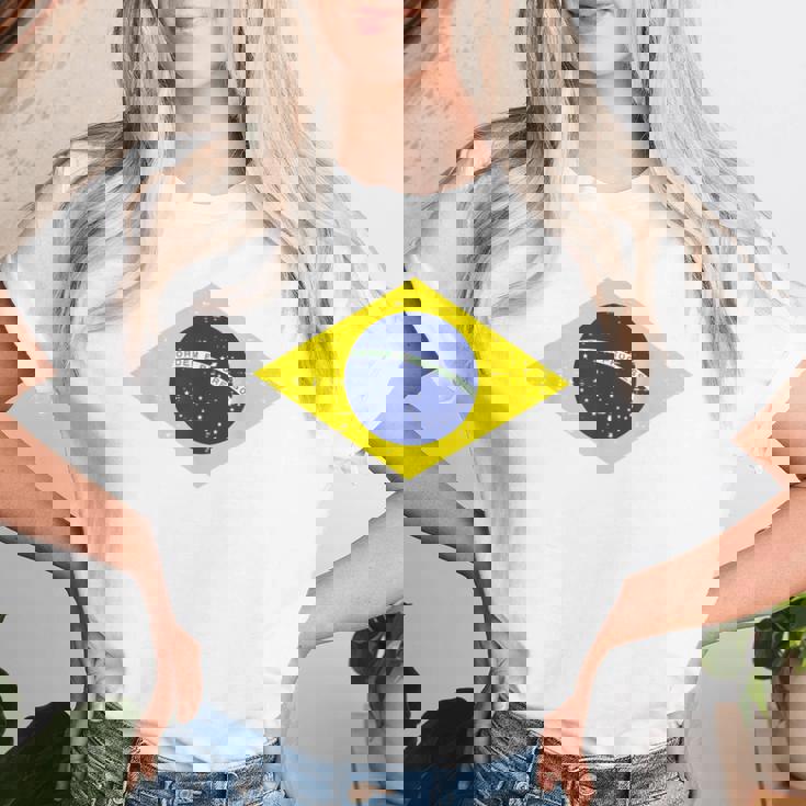 グリーン ブラジル国旗 サッカー ファン 男性 女性 男の子 女の子 キッズ レディースTシャツ 彼女への贈り物