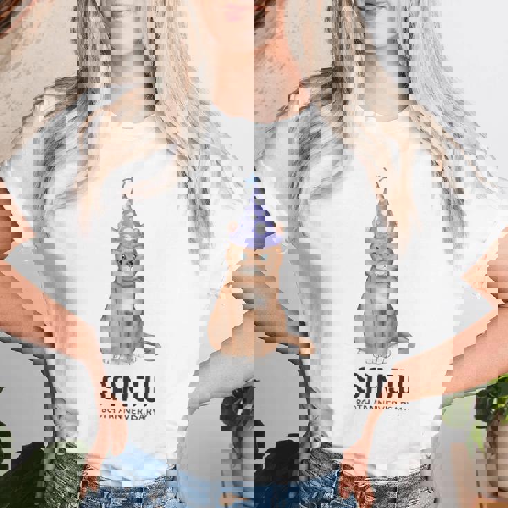 傘寿祝い 猫好き 男性 女性 傘寿 お祝い 80歳 かわいい ねこ おしゃれ 猫 黄色 レディースTシャツ 彼女への贈り物