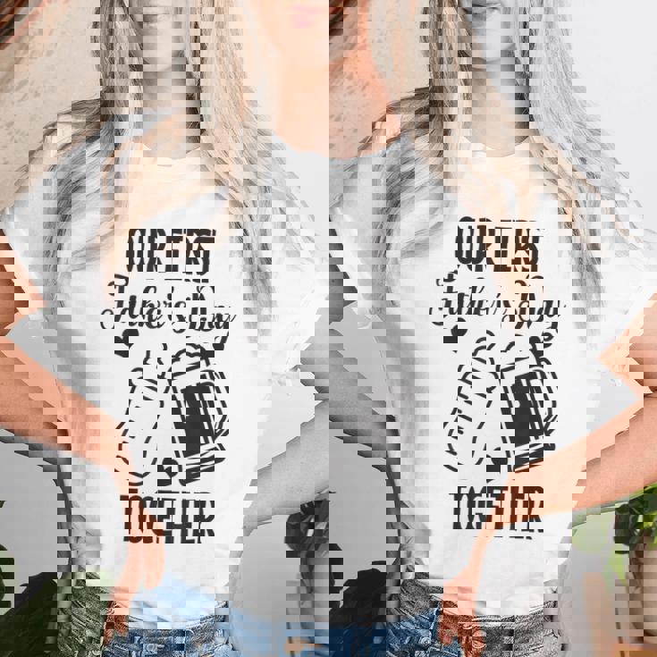 初めての父の日 Together Beer First Time Dad レディースTシャツ 彼女への贈り物