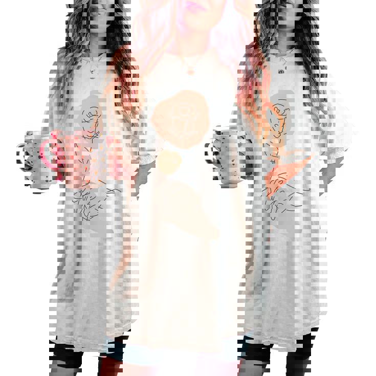 抽象的でミニマリストなラインアート、花柄。 レディースオーバーサイズコンフォートTシャツ