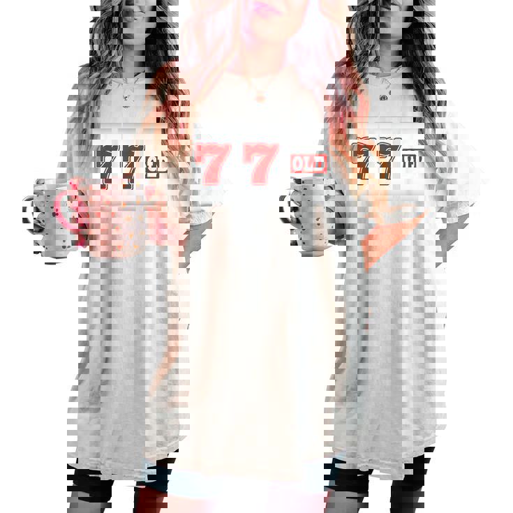 77 歳 喜寿 77歳 77才 お祝い 男性 女性 喜寿祝い 父 母 きじゅ 誕生日 スロット パチスロ レディースオーバーサイズコンフォートTシャツ