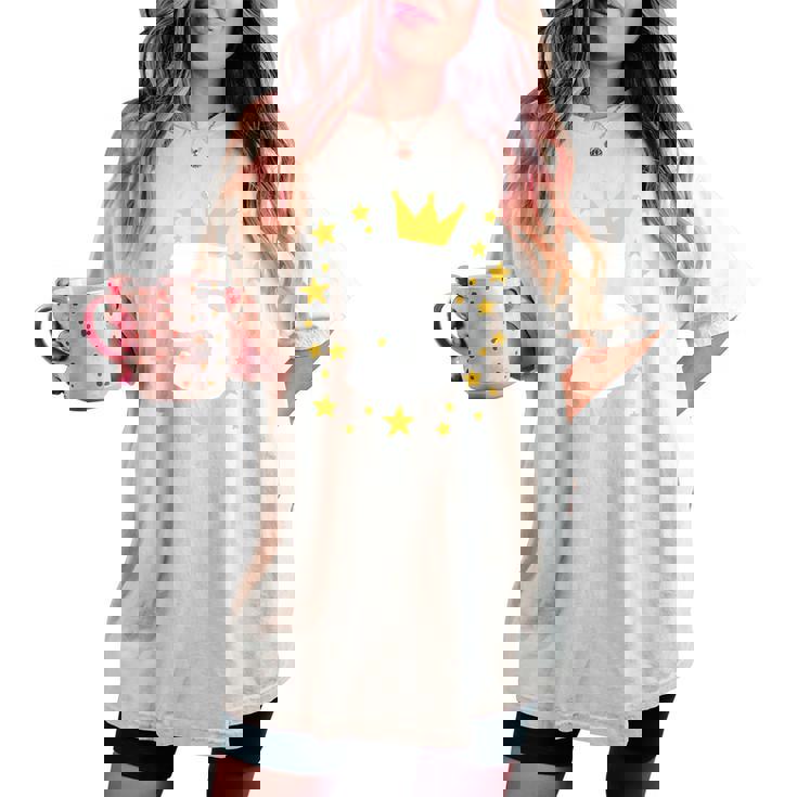 キッズ 誕生日 数字 5歳 男の子 女の子 キング クイーン レディースオーバーサイズコンフォートTシャツ