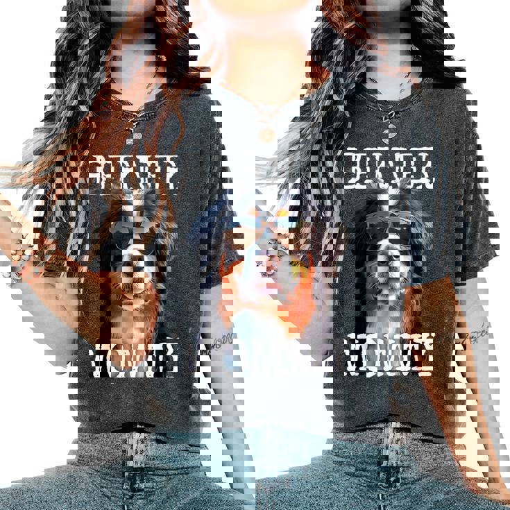 Berner Mommyバーニーズマウンテンドッグ ママ 犬 ママ 母の日 バーニーズマミー レディースオーバーサイズコンフォートTシャツ