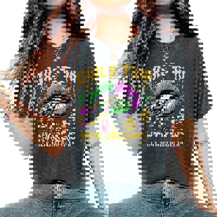 Girls Trip New Orleans In My Mardi Gras Era リップ 楽しいノベルティ レディースオーバーサイズコンフォートTシャツ