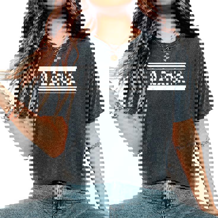 「Nana」ヘボン式「なな」「ナナ」下の名前 ローマ字 名入れ 名乗り ラテン文字 綴り レディースオーバーサイズコンフォートTシャツ