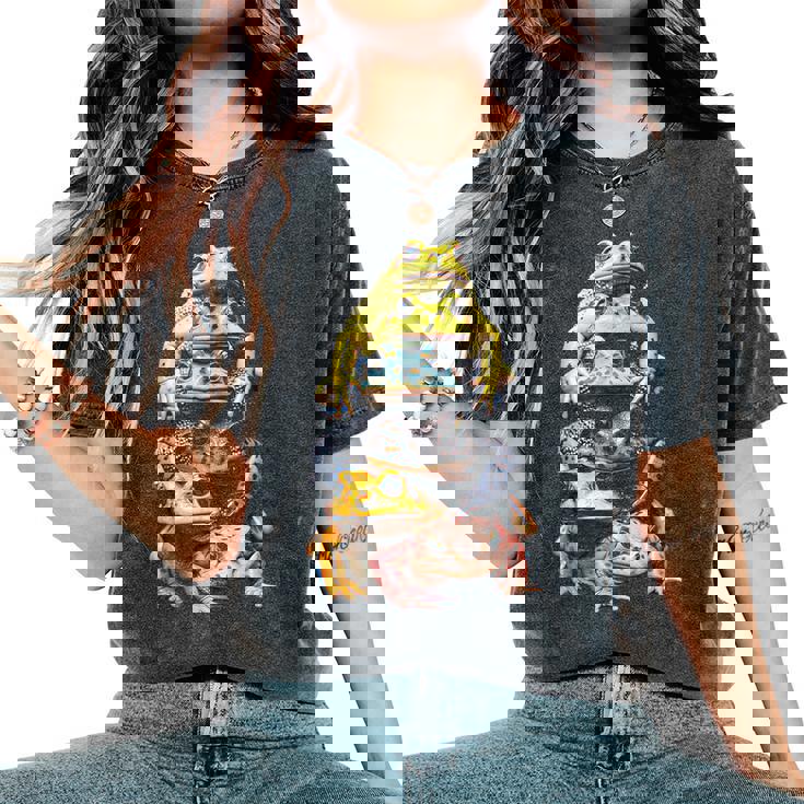 カエルキャッチャー 男の子 女の子 カエルハンター 動物 恋人 カエル レディースオーバーサイズコンフォートTシャツ