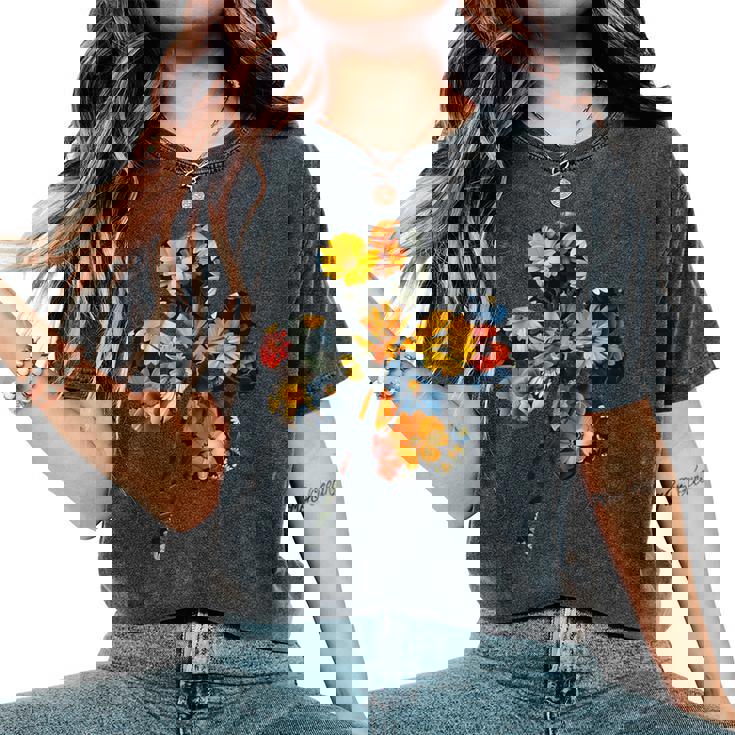 四つ葉のクローバーのシルエット 花 植物 花柄 レディースオーバーサイズコンフォートTシャツ