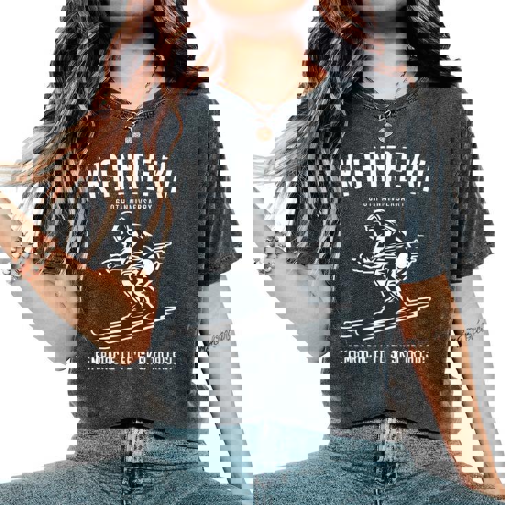 還暦祝い スキー好き 雪好き 父 母 男性 女性 60歳お祝い Embrace Life'ski Trails レディースオーバーサイズコンフォートTシャツ