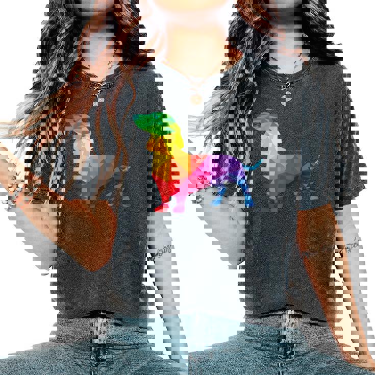 Dachshund Gay Pride Lgbt Lgbtq Rainbow Flag Dog Lovers レディースオーバーサイズコンフォートTシャツ