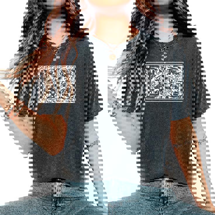 Dg Initials D G Nameurname Onomastics Onomatology レディースオーバーサイズコンフォートTシャツ Dg Initials D G Nameurname Onomastics Onomatology レディースオーバーサイズコンフォートTシャツ