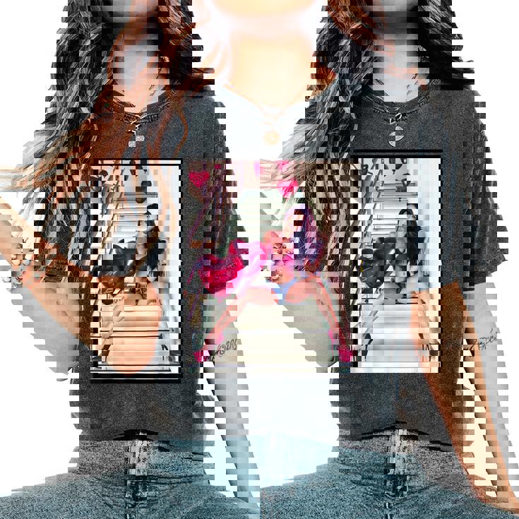 Pinup Girls 「バルーン付きセクシー赤毛ピンナップ1」 レディースオーバーサイズコンフォートTシャツ