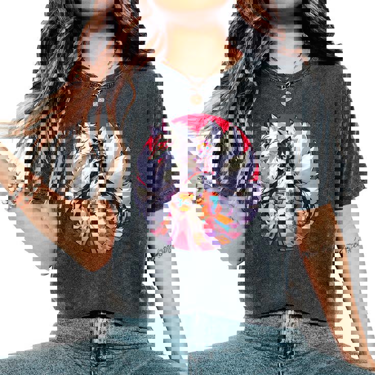 キツネ 九尾狐と日本アニメ 女の子 レディースオーバーサイズコンフォートTシャツ