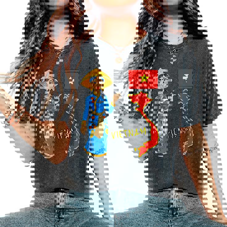 美しい笑顔のベトナムの女の子、旗とベトナムの地図 レディースオーバーサイズコンフォートTシャツ