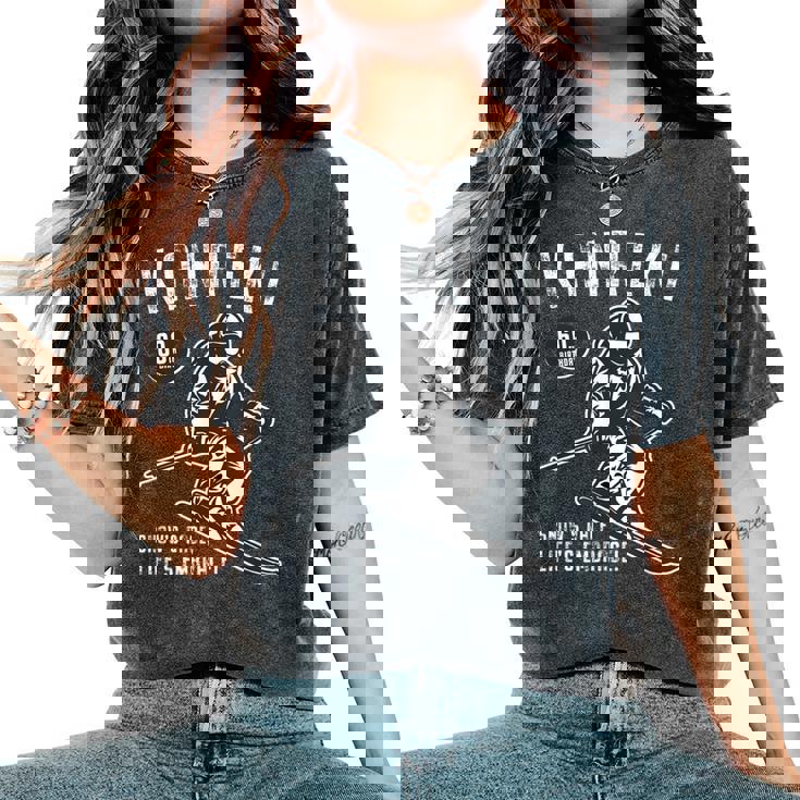 還暦祝い スキー好き 雪好き 父 母 男性 女性 60歳お祝いnow's Race Life's Embrace レディースオーバーサイズコンフォートTシャツ