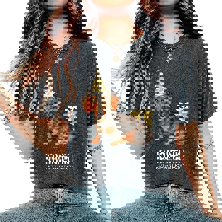 還暦祝い 犬好き 男性 女性 父 母 還暦 お祝い 60歳 かわいい 犬 ダックスフンド おしゃれ 赤色 レディースオーバーサイズコンフォートTシャツ