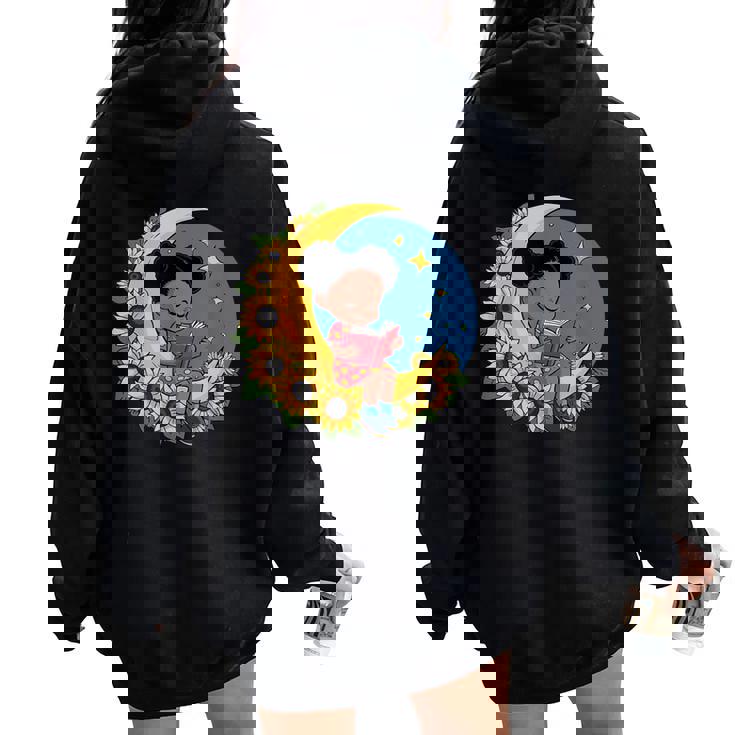 かわいいトップアフリカ系アメリカ人の黒人の女の子 レディース オーバーサイズ パーカー バックプリント