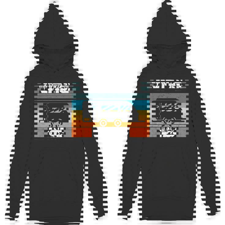 1953 年生まれのキャンピングカー バースデーキャラバン パーカー