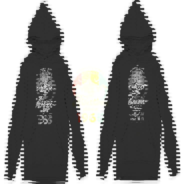 60歳の誕生日 1965年創業のレトロな山々 パーカー