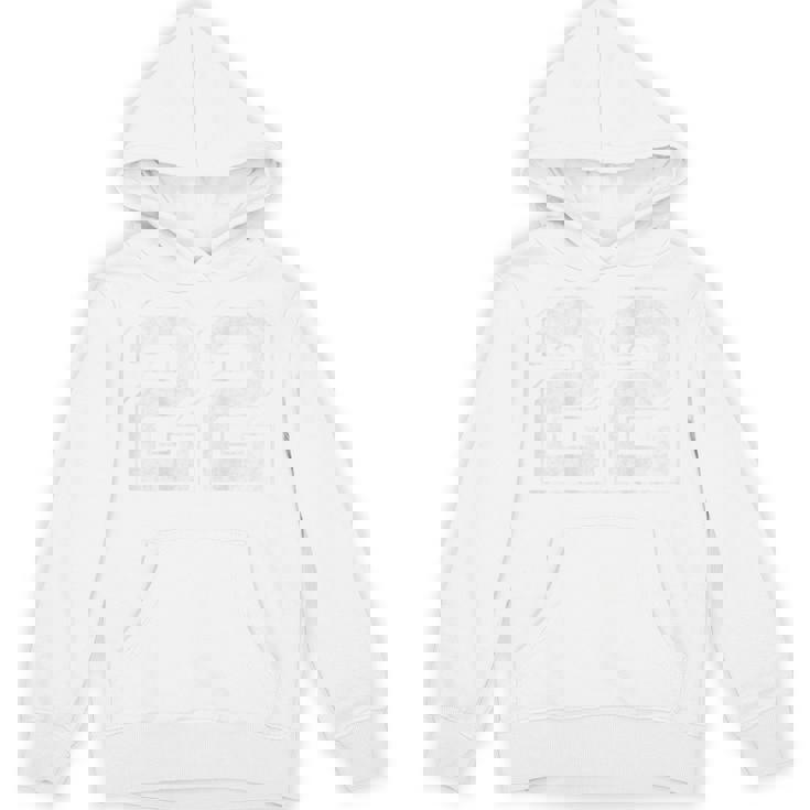 背面に22番。 Hoodie