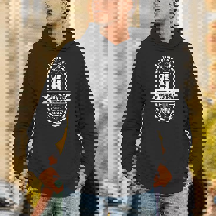 45歳の誕生日プレゼント 男性年齢45歳 レトロパパ 1975年 パーカー